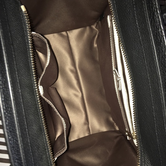 Henri Bendel Black Rivington Bnwot - Picture 3 of 7